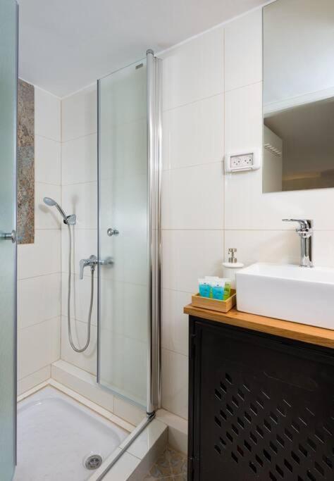 Musrara #6 Apartment Jerusalem Ngoại thất bức ảnh